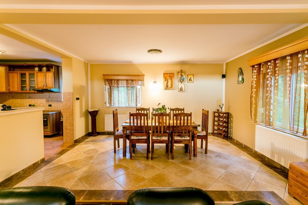 Villa Besha Herceg Novi Esterno foto